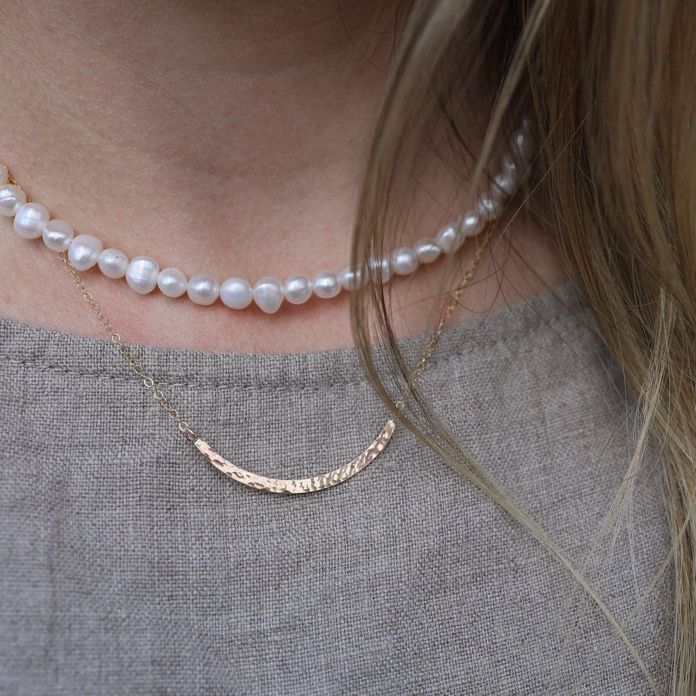 NKL-GF Gold Filled Hammered Curved Bar Necklace