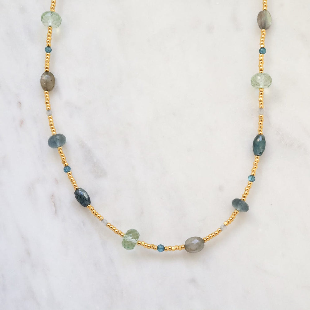 
                  
                    NKL-GF Golden glass Dotted with Labradorite Necklace
                  
                