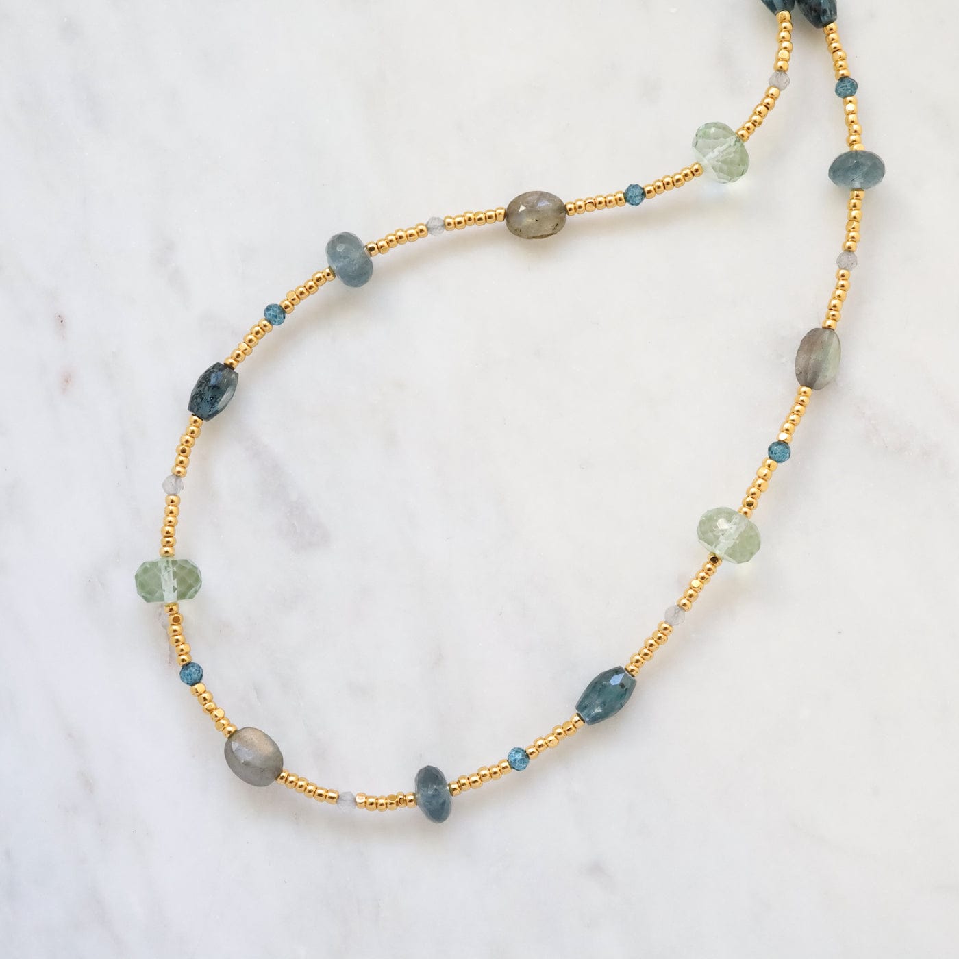NKL-GF Golden glass Dotted with Labradorite Necklace