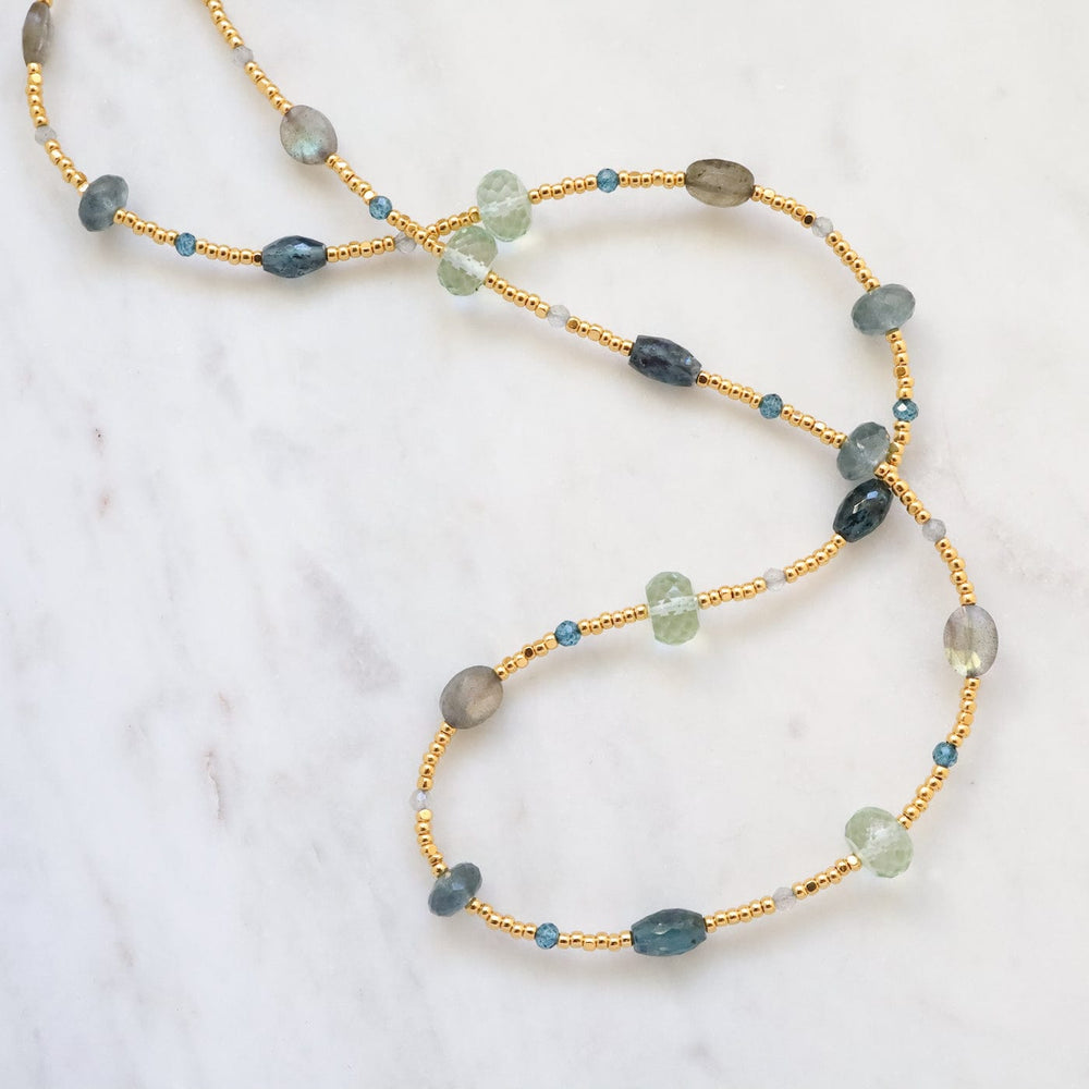 
                  
                    NKL-GF Golden glass Dotted with Labradorite Necklace
                  
                