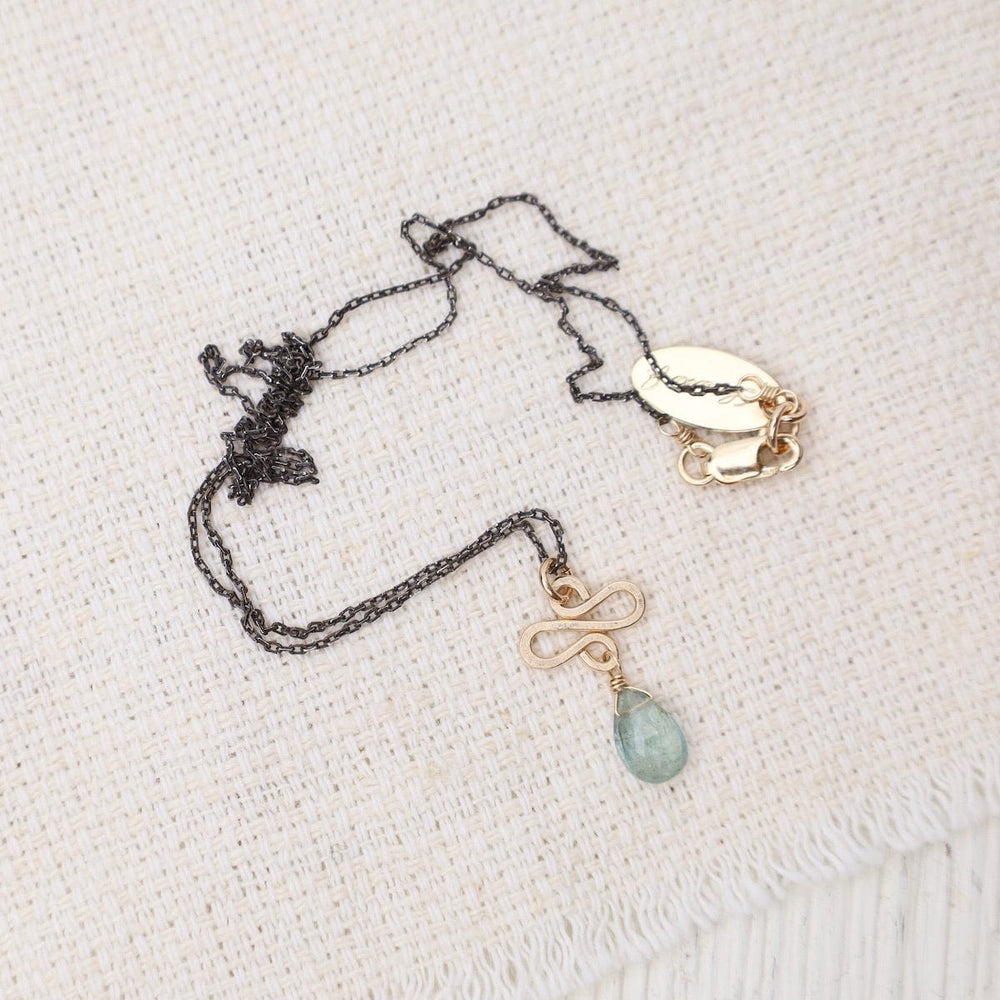 
                      
                        NKL-GF Mini Serpent Moss Aqua Necklace
                      
                    