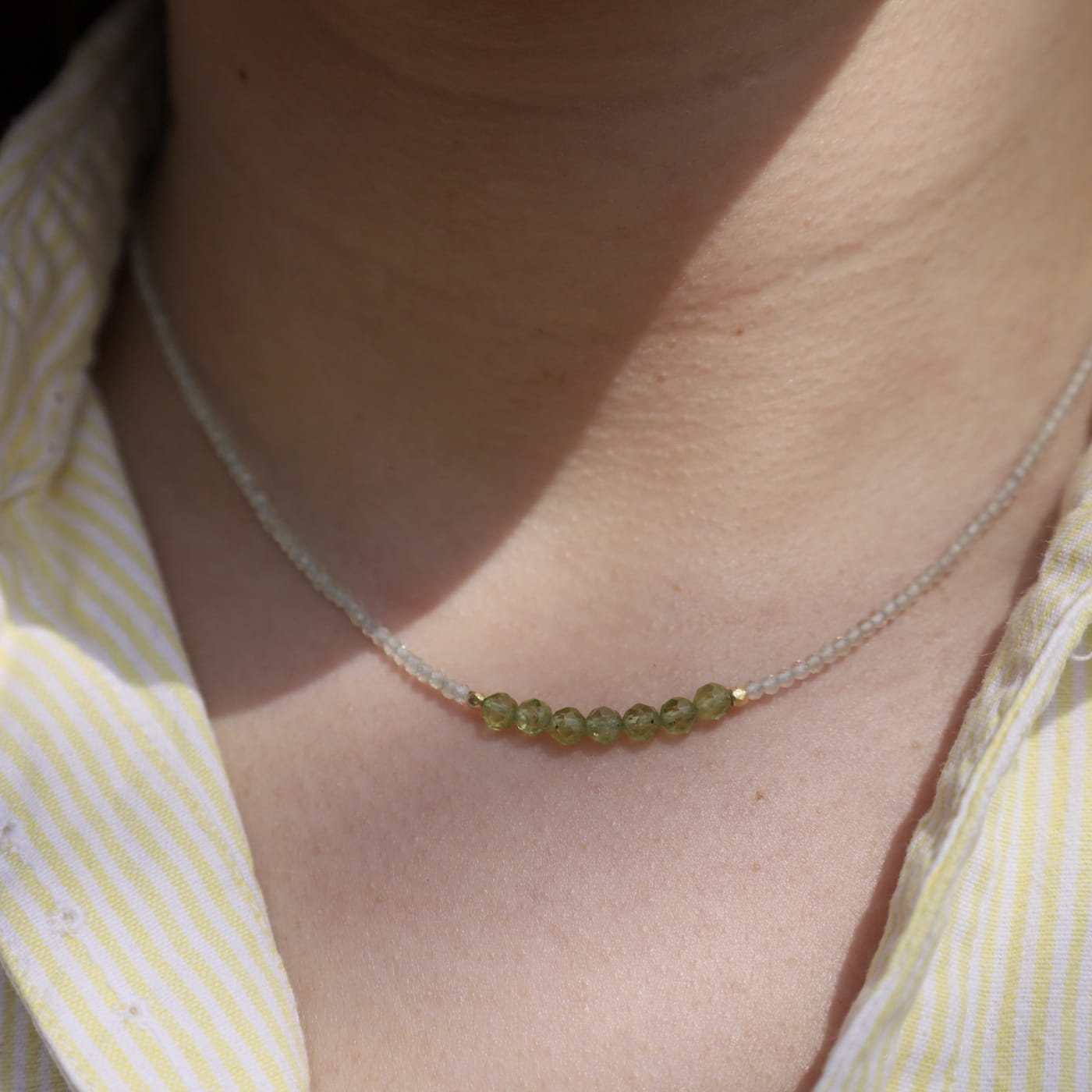 NKL-GF Peridot Center Prehnite Strand Necklace