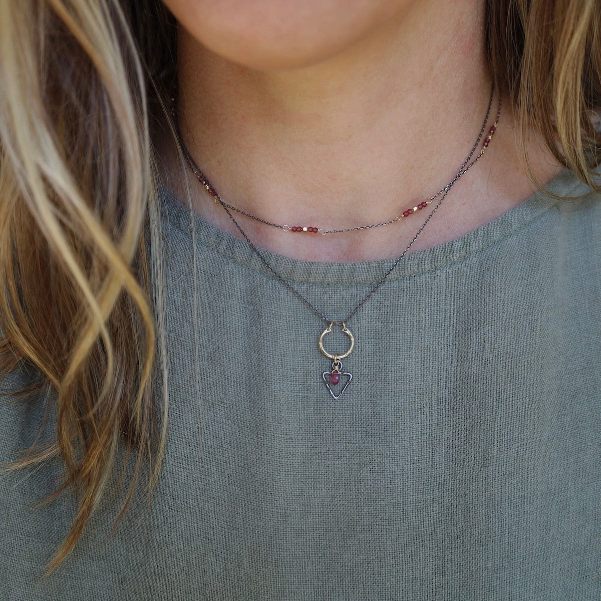 NKL-GF Rhodolite Garnet Station Necklace