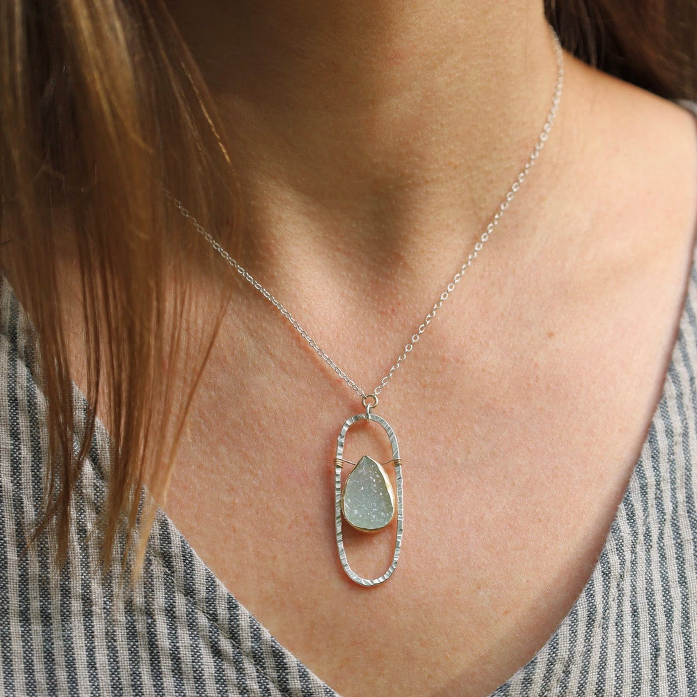 
                      
                        NKL-GF Silver Oval with Druzy Necklace
                      
                    