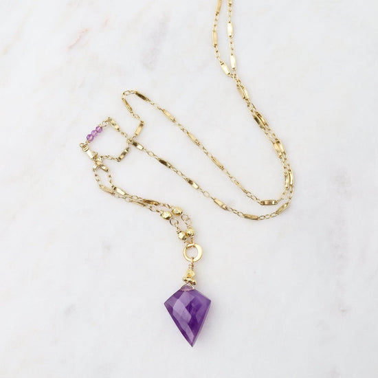 NKL-GF Simple Amethyst Spade on Gold Filled Chain Necklace