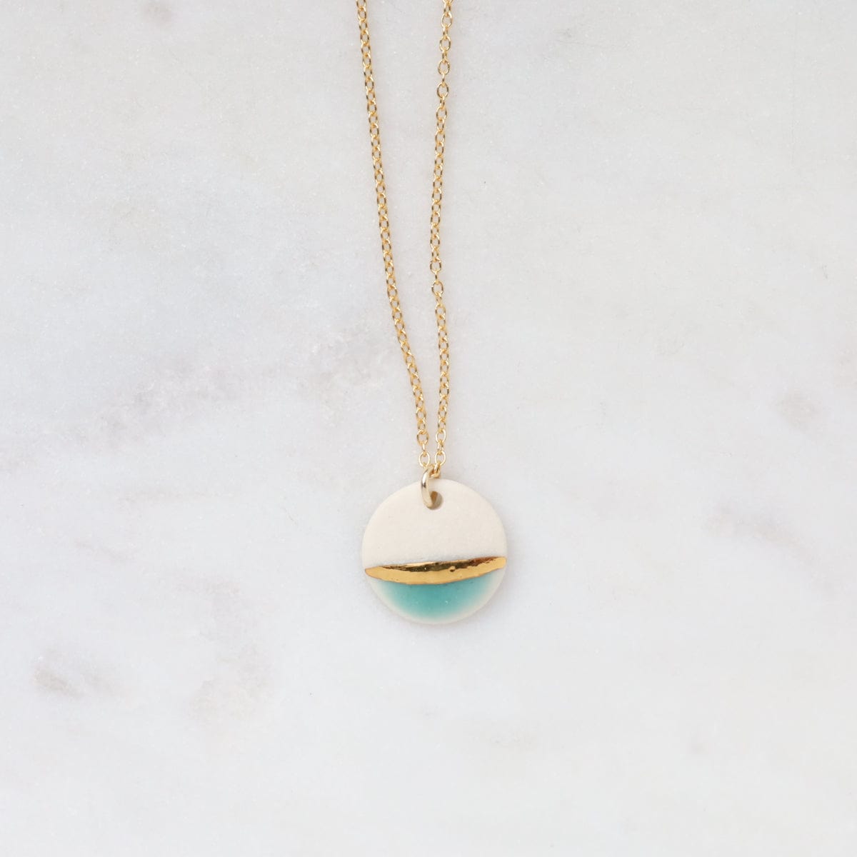 NKL-GF Sriped Gold Dipped Circle Necklace