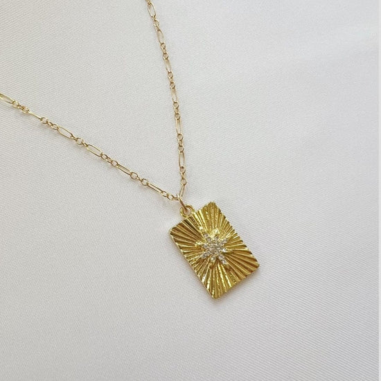 NKL-GF Starburst Pendant Necklace Gold Filled