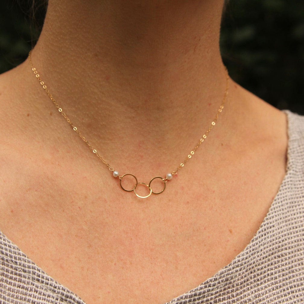 NKL-GF Three Circle Link Pearl Necklace
