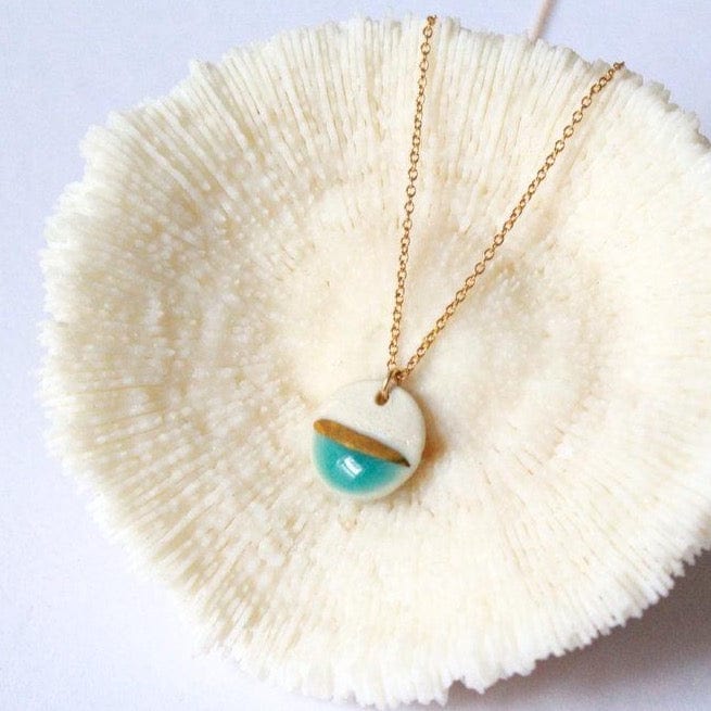 
                  
                    NKL-GF Turquoise Gold Striped Circle Necklace
                  
                