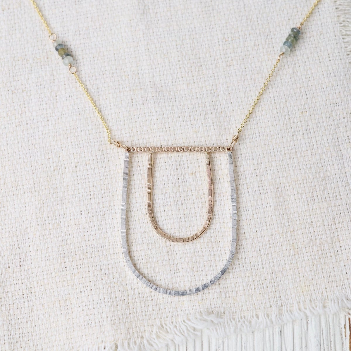 Contemporary Gold U-Shaped Pendant Necklace | Simple Chic Jewelry –  avantejewel.com