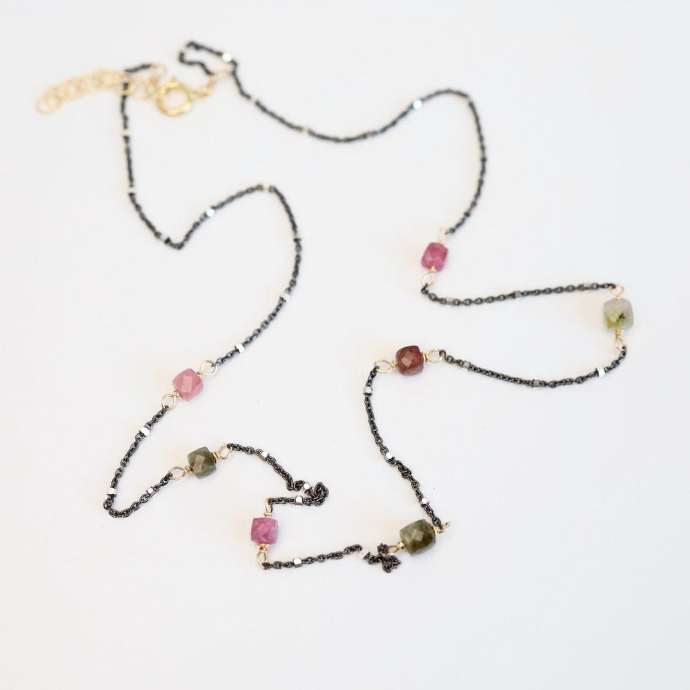 
                      
                        NKL-GF Watermelon Tourmaline Cube Station Necklace
                      
                    