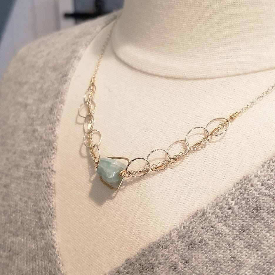 NKL GOLD FILLED AND SILVER RING CHAIN WITH FACETED AQUAMARINE NUGGET