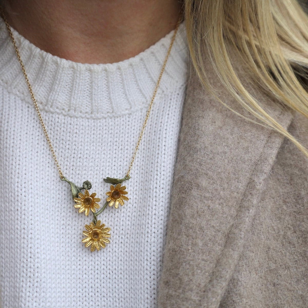 NKL Golden Daisy 3 Flower Necklace