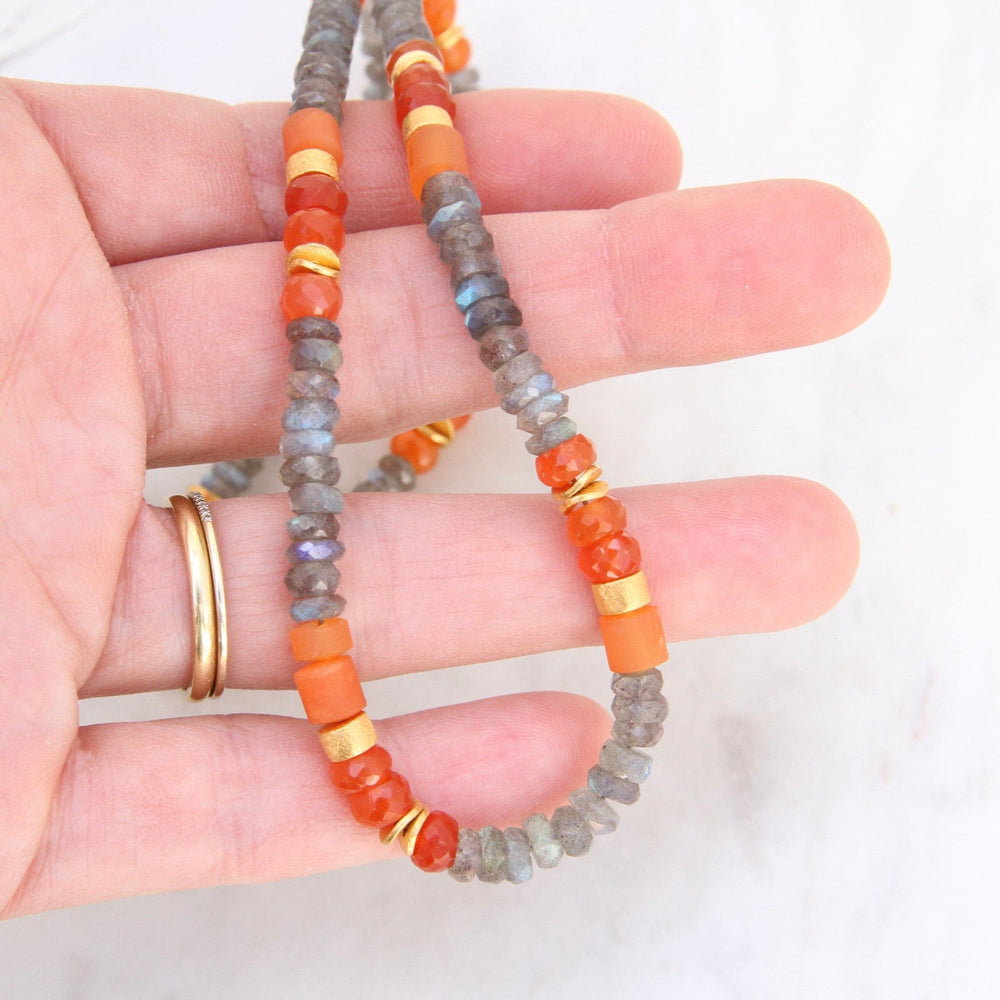 
                  
                    NKL-GPL 5mm Labradorite & Carnelian Necklace
                  
                