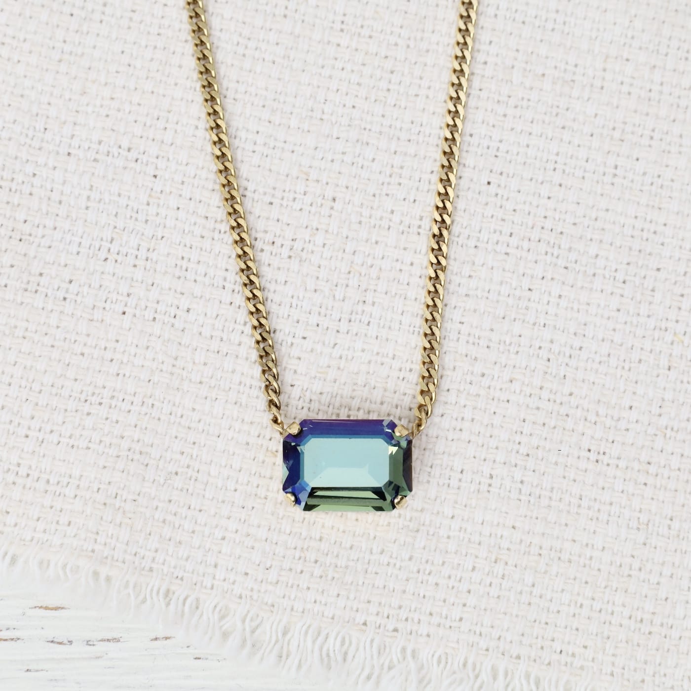 NKL-GPL Aqua Verde Rubin in Bohemian Wonderland Necklace