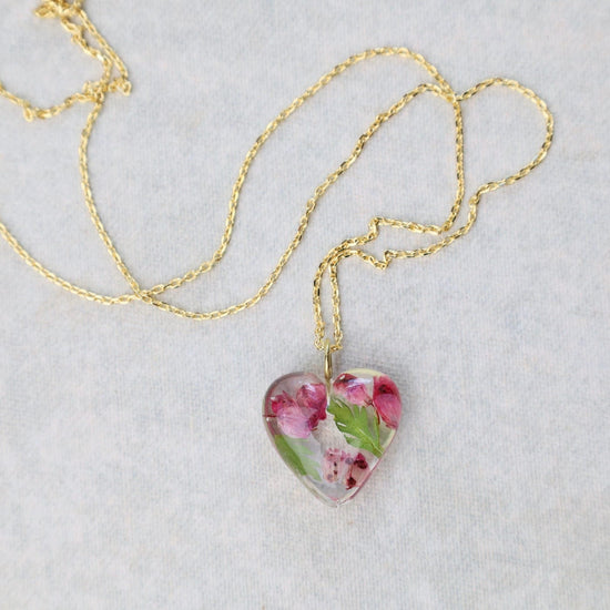 NKL-GPL Botanical Mini Heart Necklace - Cosmos, Pink-A-Boo Camellia October Birthday