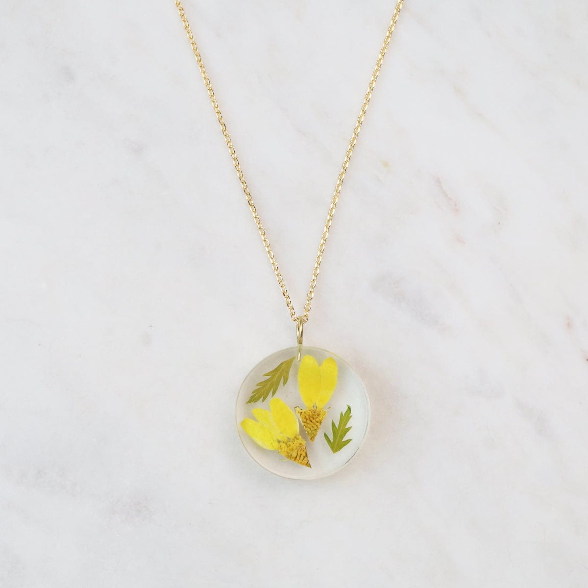 NKL-GPL Botanical Small April Birthday Full Moon Pendant