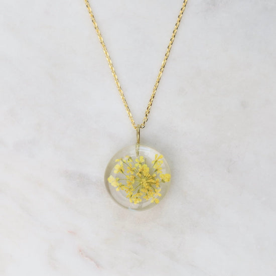 NKL-GPL Botanical Small Full Moon Yellow Flower Necklace