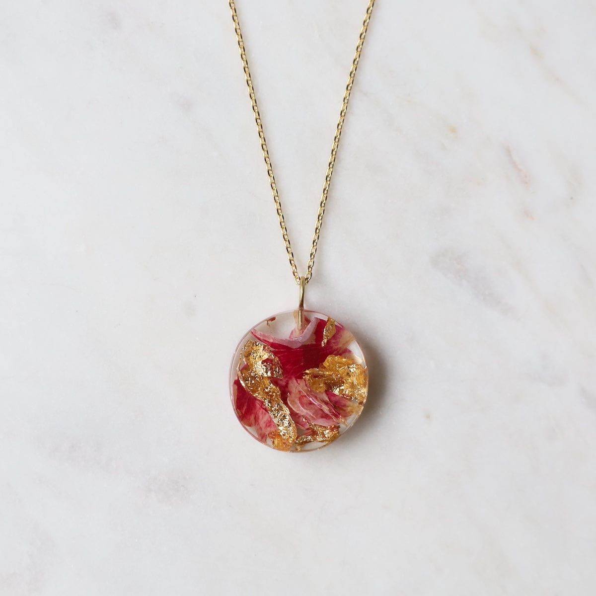 NKL-GPL Botanical Small Round Rose Petal Pendant