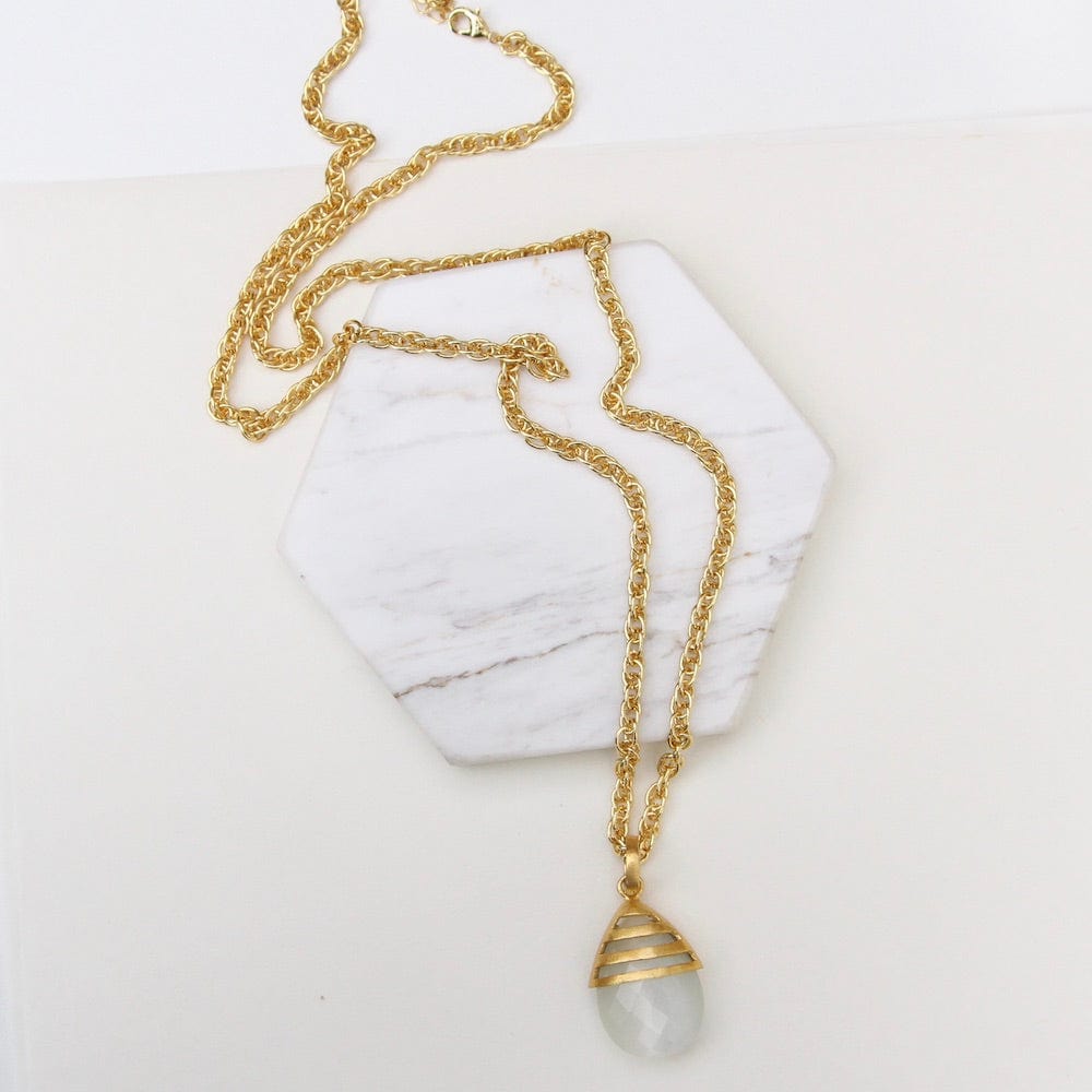 
                  
                    NKL-GPL Caged Teardrop Ice Pearl Pendant Necklace
                  
                