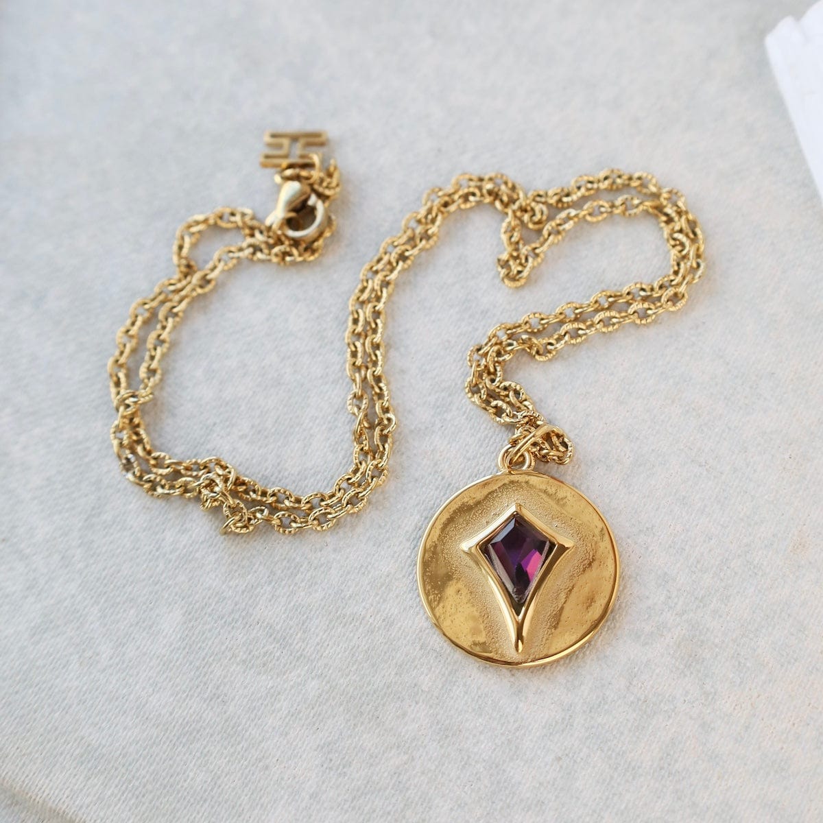 NKL-GPL Carmen// The  necklace - 18k gold plated stainless