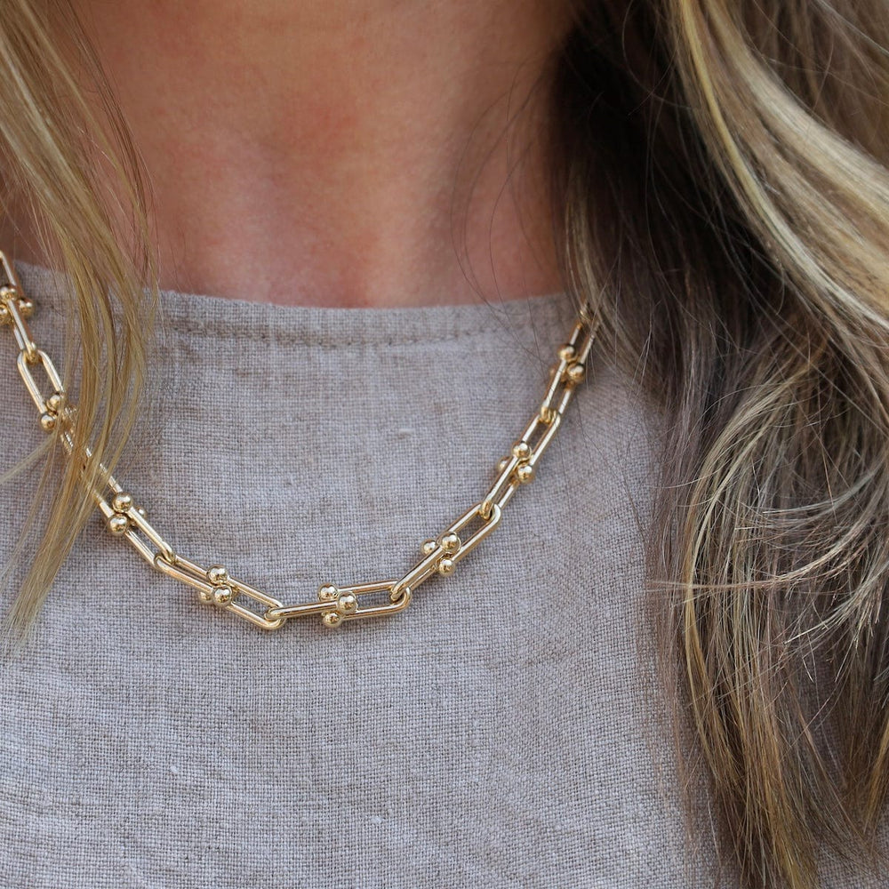 
                      
                        NKL-GPL Chunky Paperclip Necklace
                      
                    