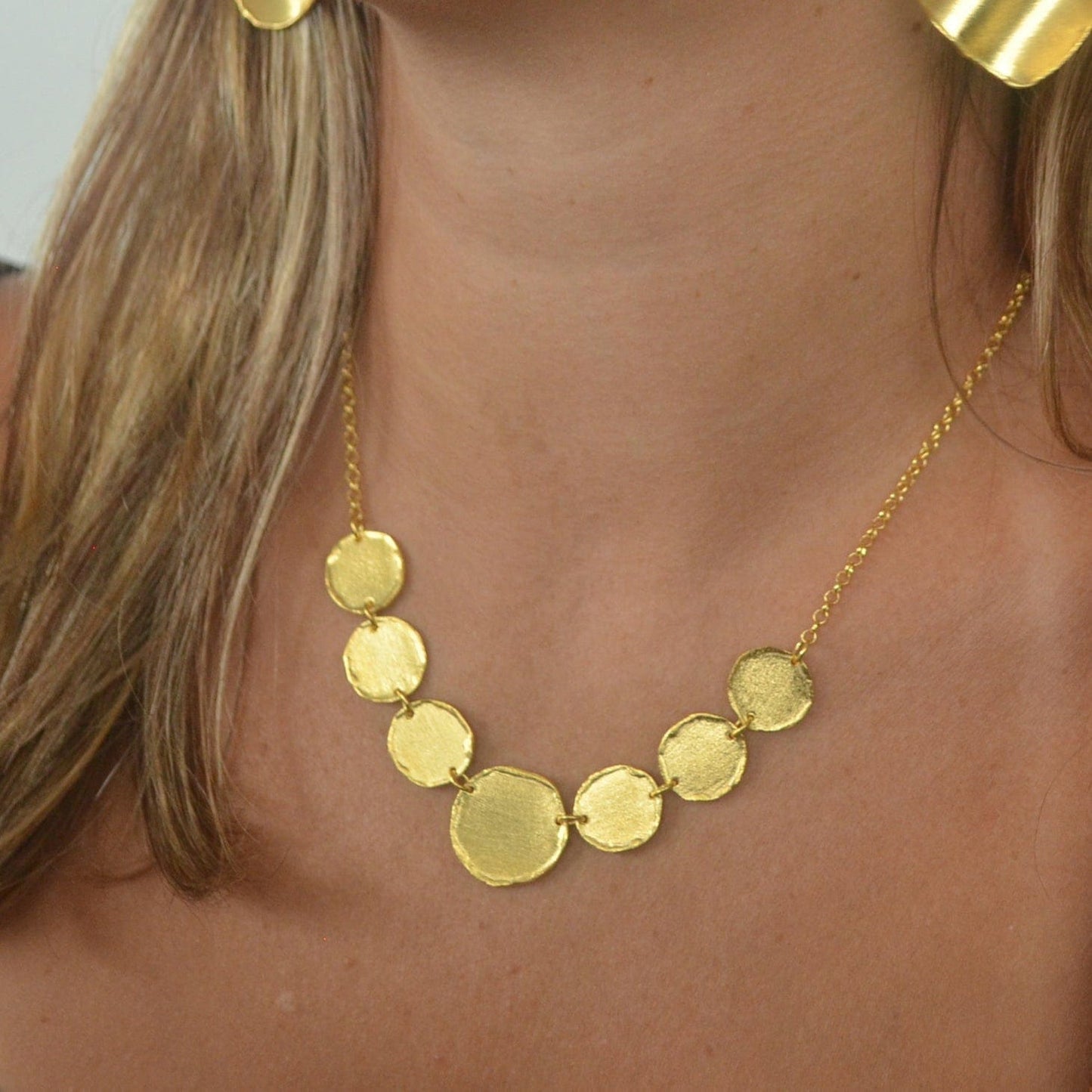 NKL-GPL Coins Short Necklace