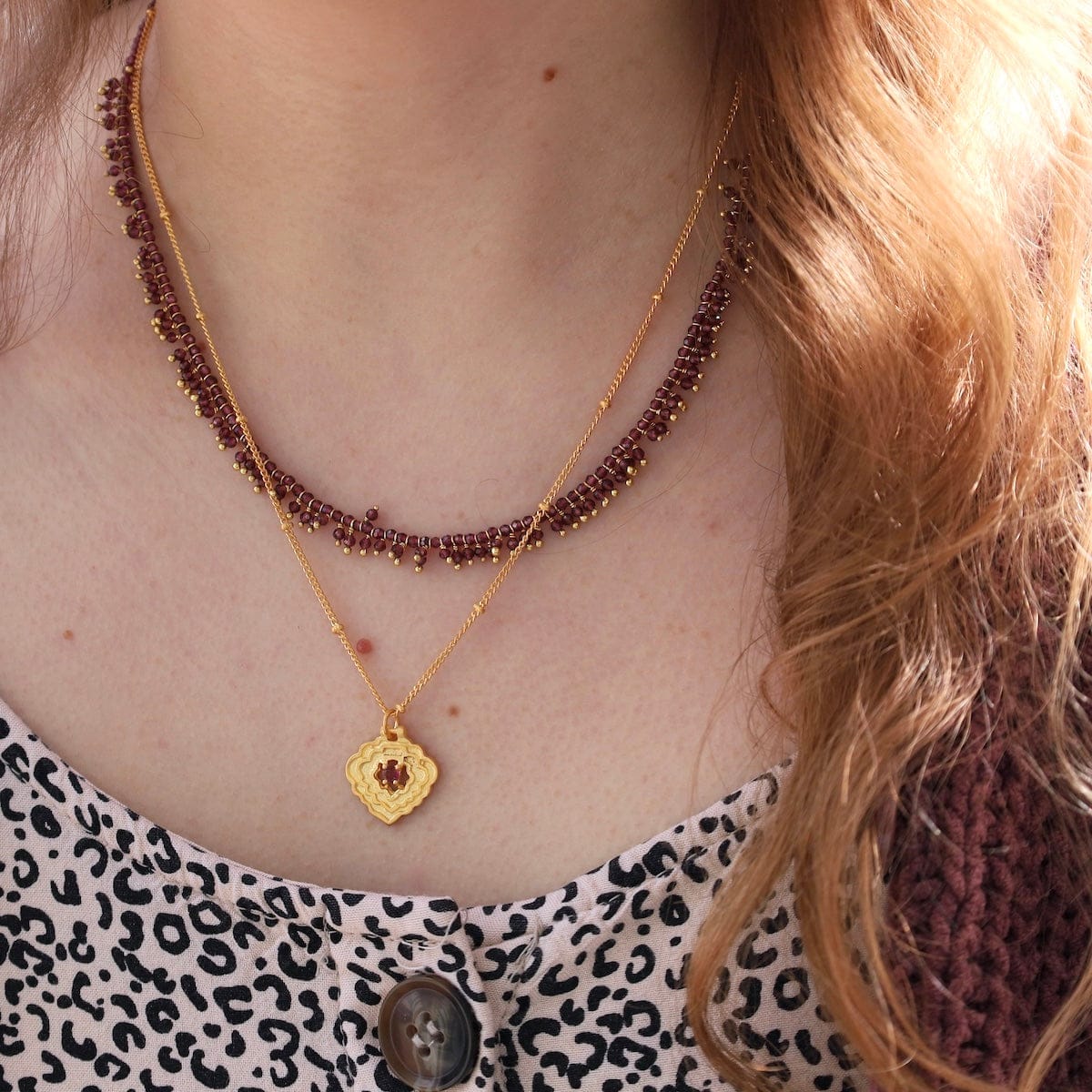 NKL-GPL Garnet Beads Tiny Bib Necklace