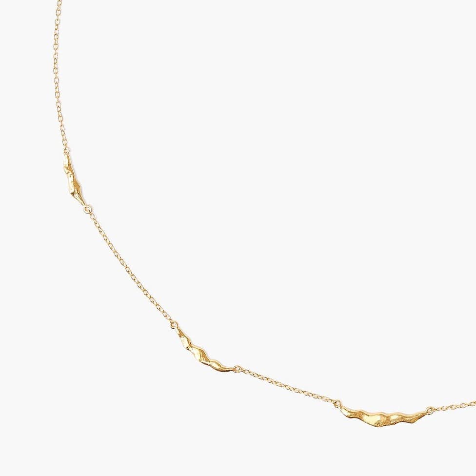 NKL-GPL Gold Crescent Link Necklace