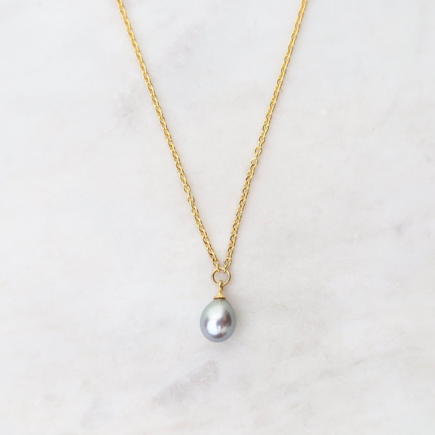 Grey pearl hot sale pendant necklace