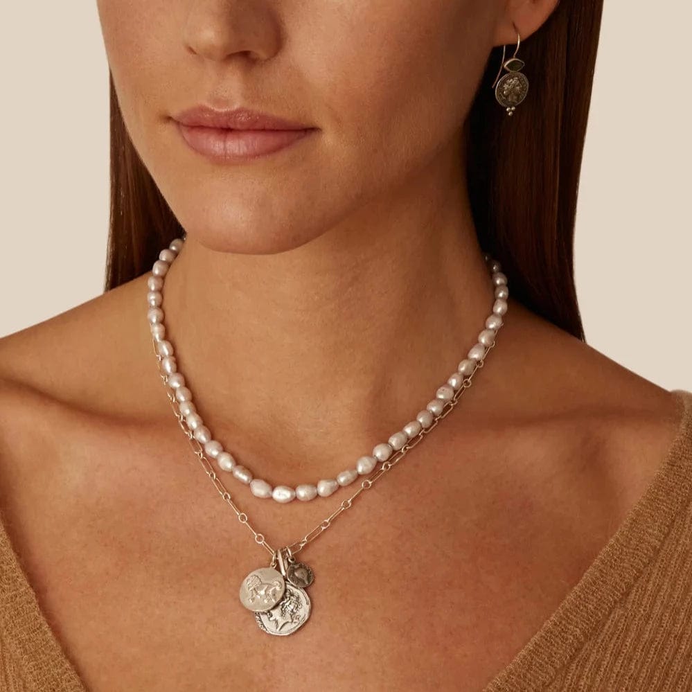 Grey hot sale pearl pendant