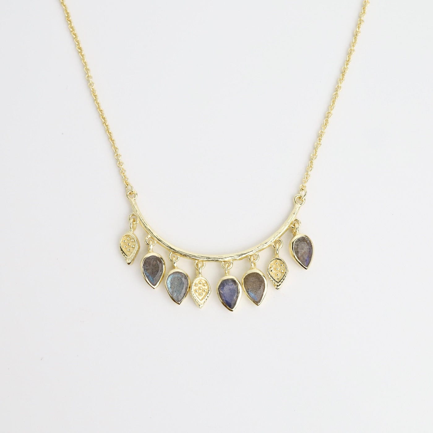 NKL-GPL Labradorite Charm Leaf Necklace