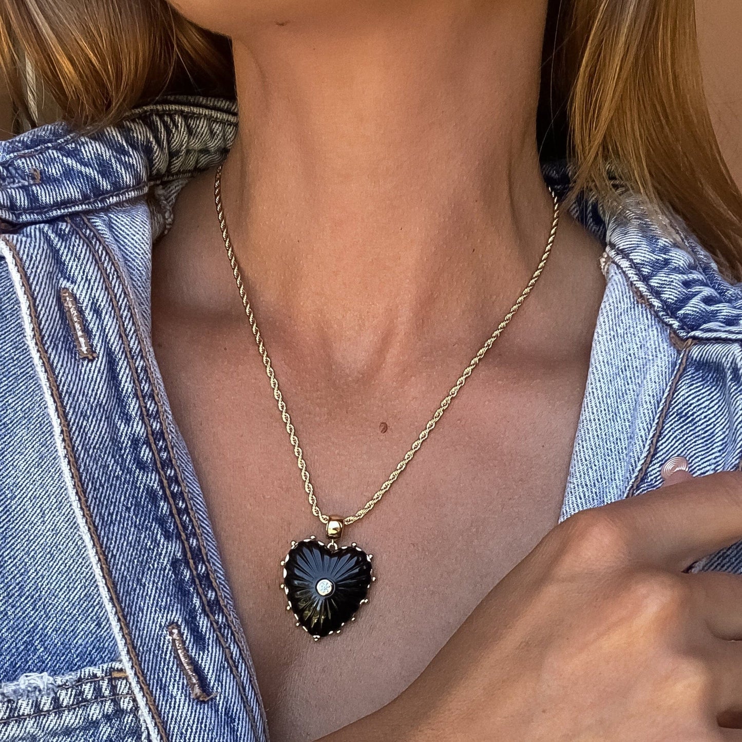 NKL-GPL Malene Onyx Heart Rope Necklace