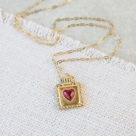 NKL-GPL MIRA // The Heart medallion Necklace - 18k gold pl