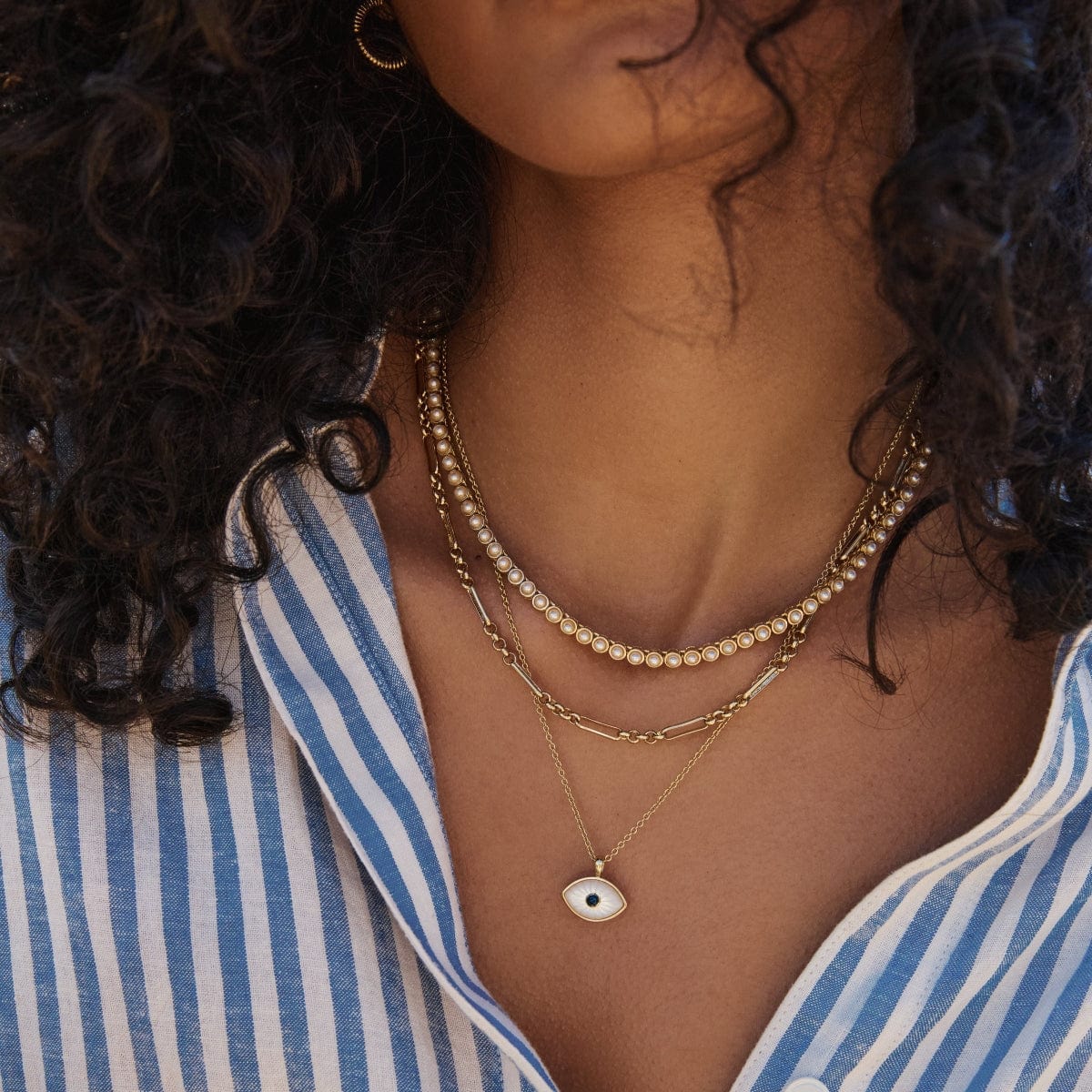NKL-GPL Mother of Pearl/Black Onyx Protect Pendant Necklace