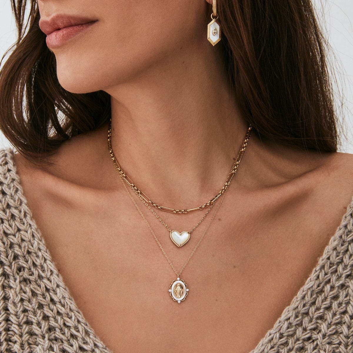 NKL-GPL Mother of Pearl Oh My Heart Necklace