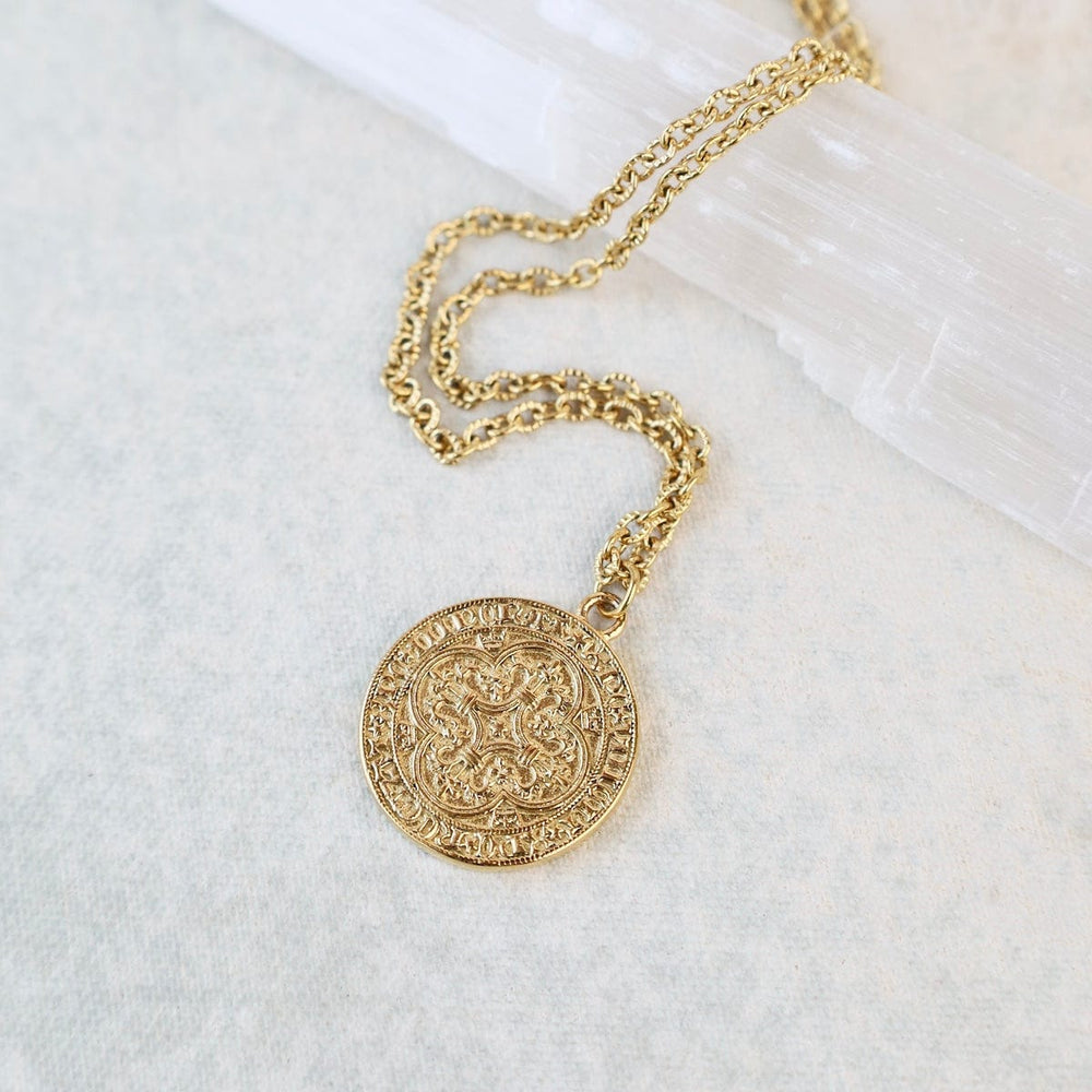 
                  
                    NKL-GPL NINA // The Little Gold Shield Necklace - 18k gold
                  
                