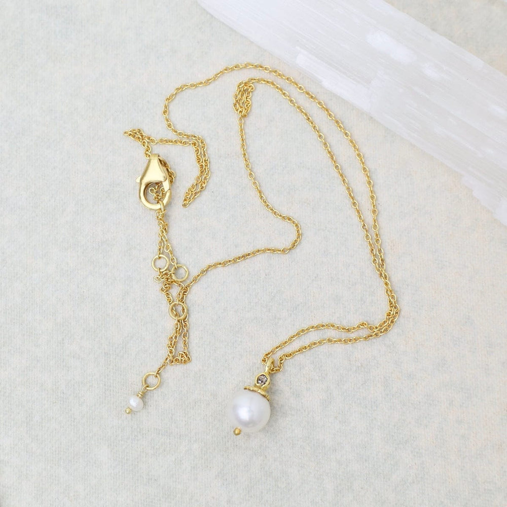 
                      
                        NKL-GPL Pearl Diamond Pendant on Chain Necklace
                      
                    