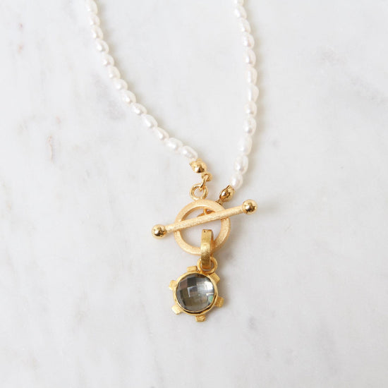 NKL-GPL Pyrite Flora Pearl Necklace