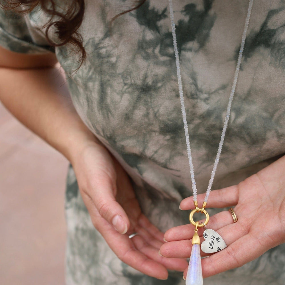 
                  
                    NKL-GPL Rainbow Moonstone Necklace with Ring Clasp
                  
                