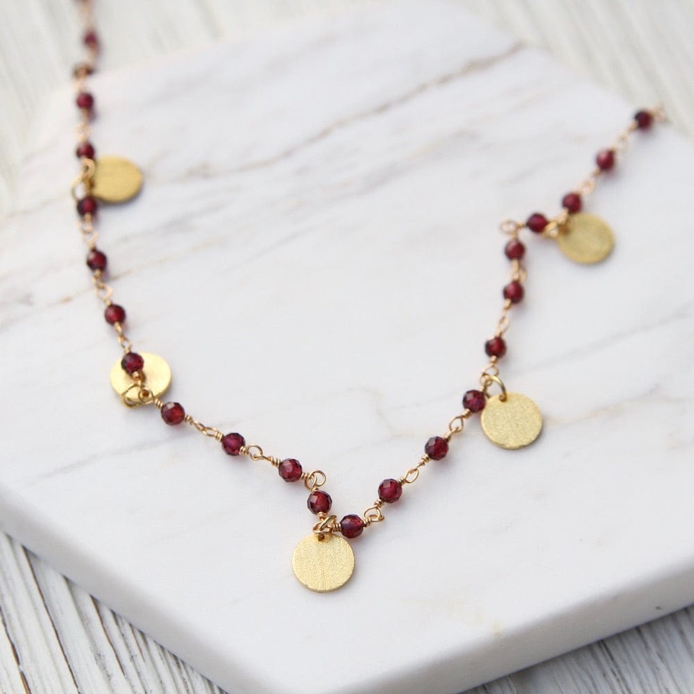 
                      
                        NKL-GPL Suki Choker ~ Garnet
                      
                    