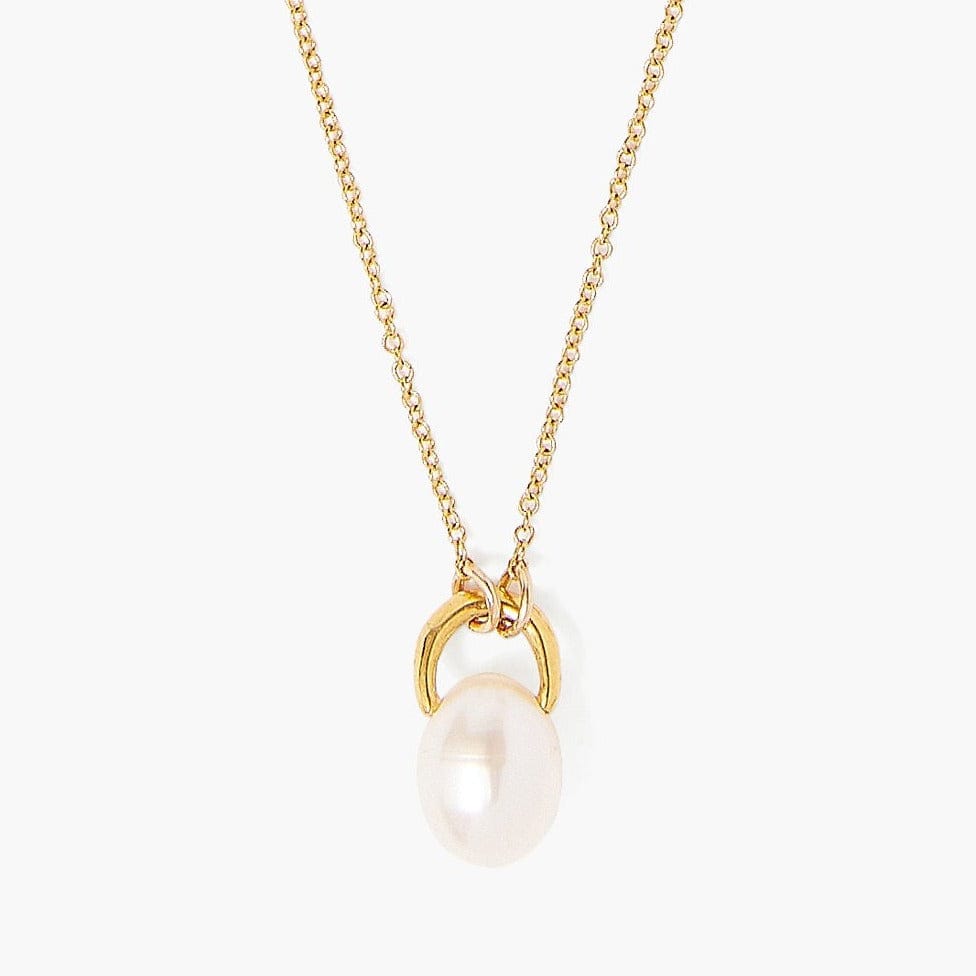 NKL-GPL White Pearl Single Charm Necklace