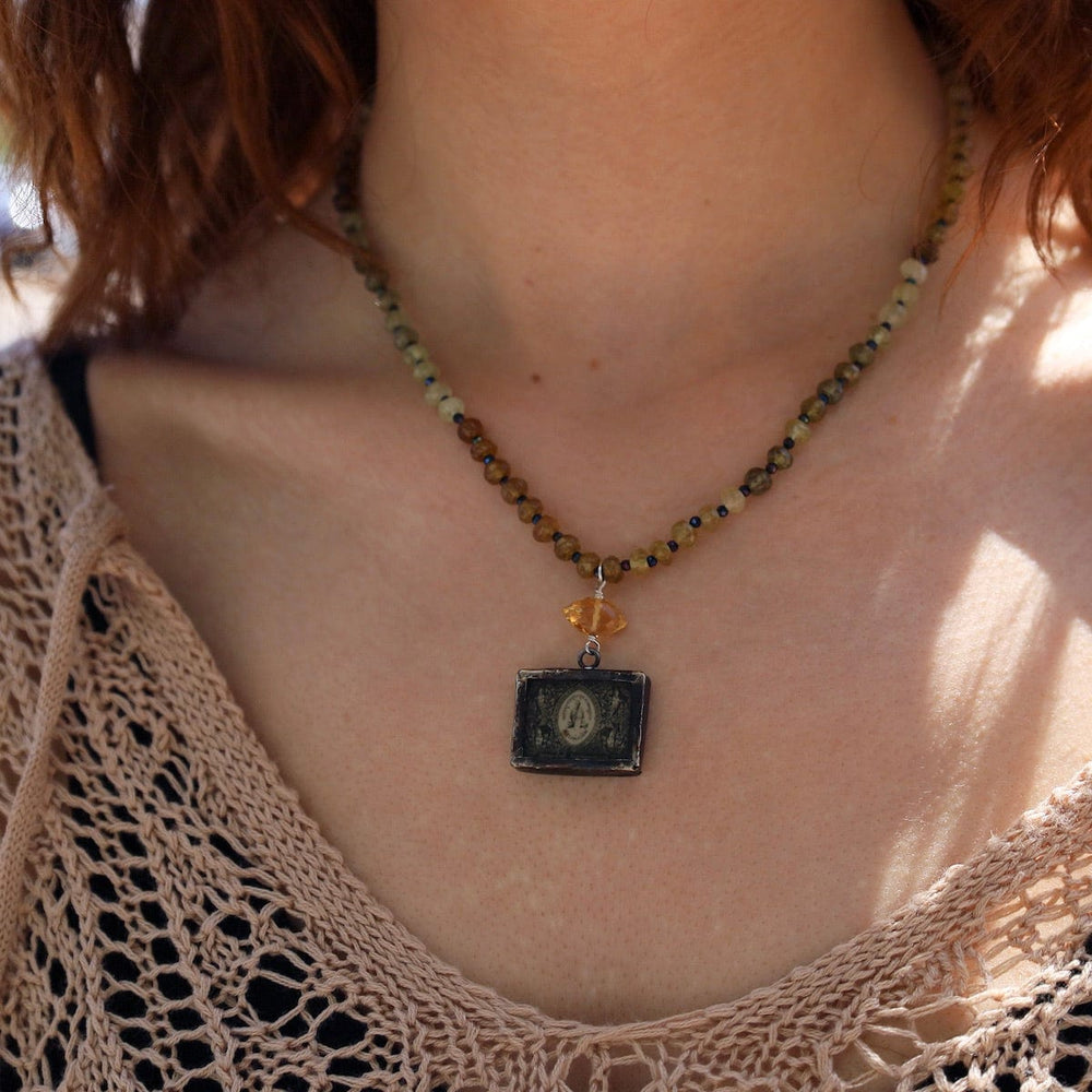 
                      
                        NKL Green Grossular Garnet Necklace
                      
                    