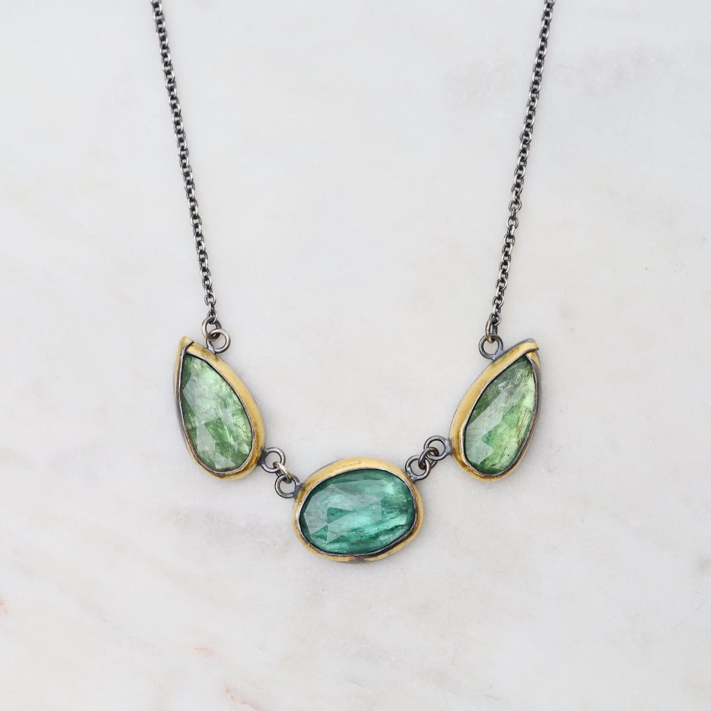 Green kyanite deals necklace