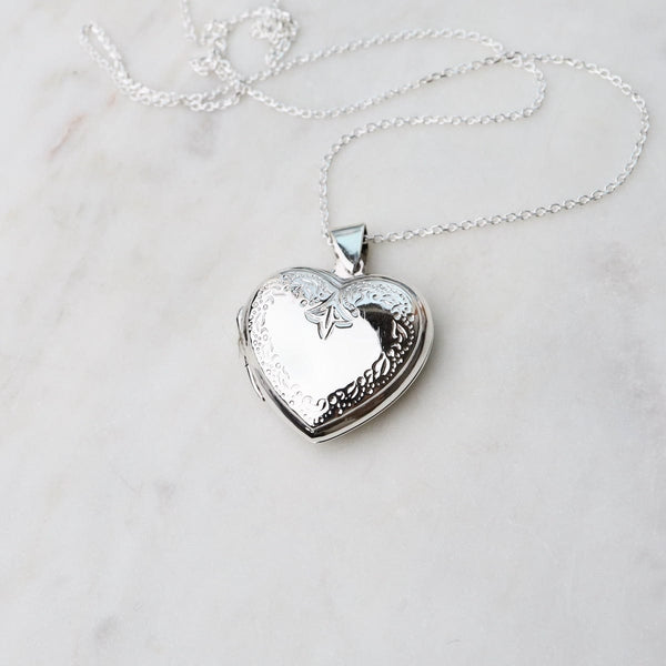 Heart Photo Locket Sphere Necklace (Silver)