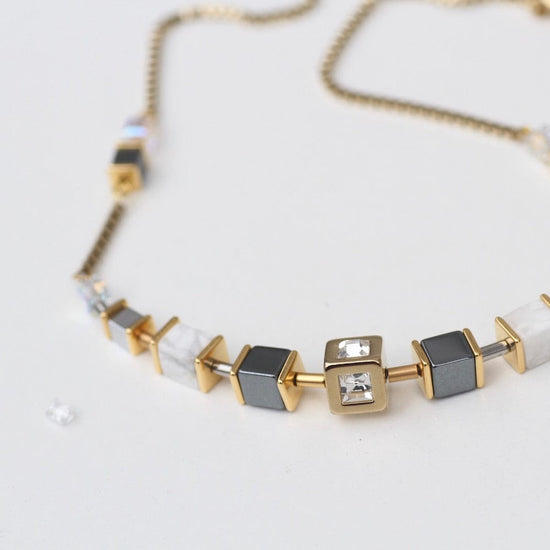 Load image into Gallery viewer, NKL HOWLITE AND HEMATITE GEO CUBE CHAIN NECKLACE

