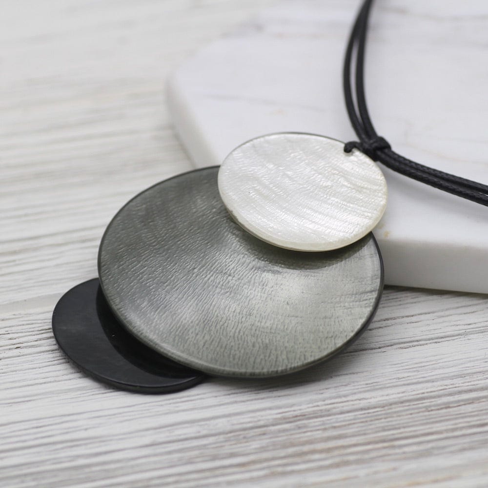 
                  
                    NKL-JM 3 PIECE GREY COMBO PENDANT
                  
                