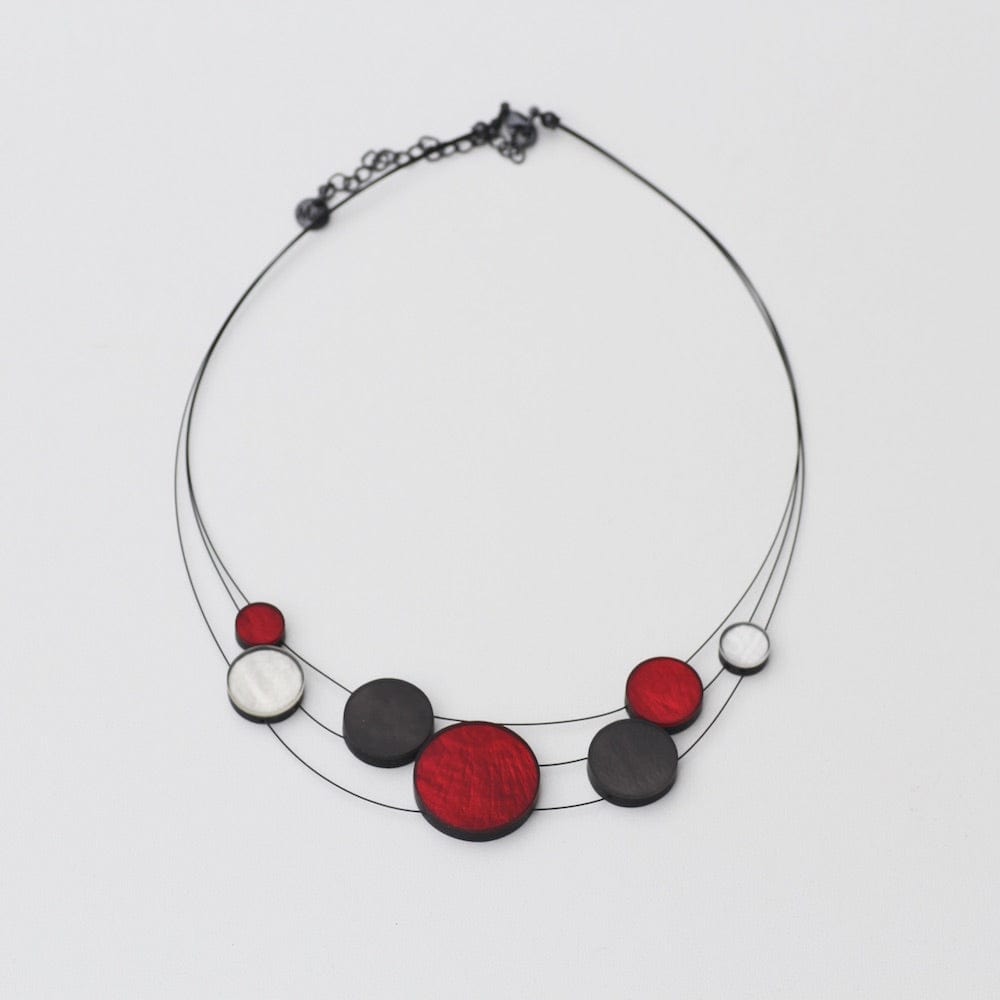 
                  
                    NKL-JM 3 STRAND RED MIX RESIN NECKLACE
                  
                