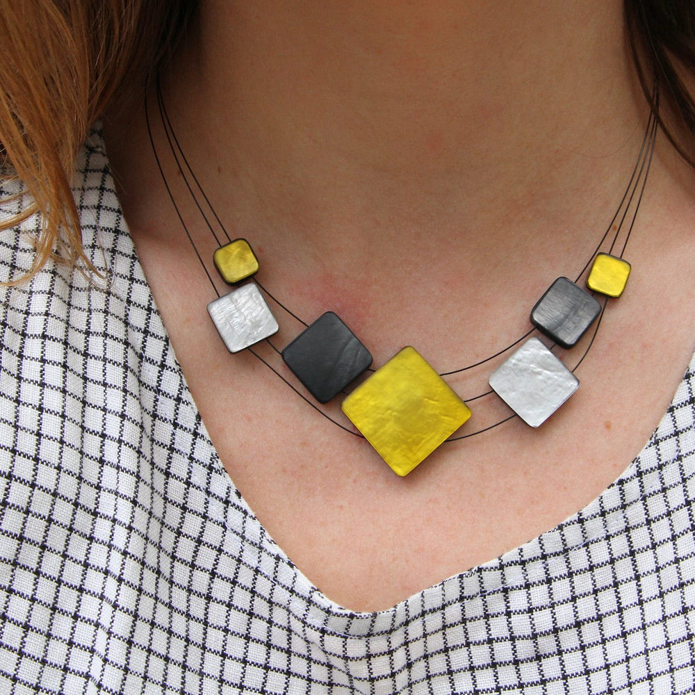 NKL-JM 3 Strand Sunglow Mix Square Resin Necklace