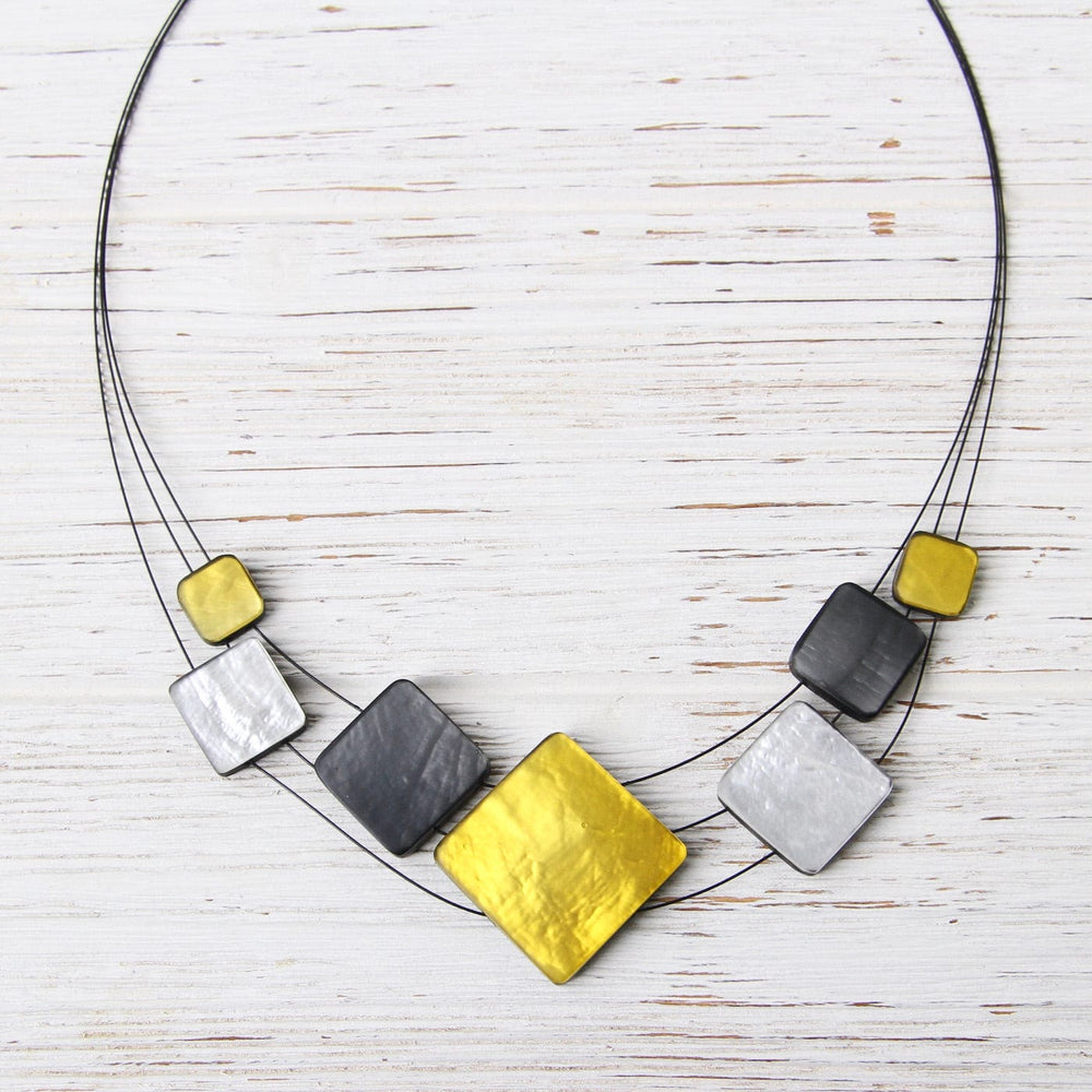 NKL-JM 3 Strand Sunglow Mix Square Resin Necklace